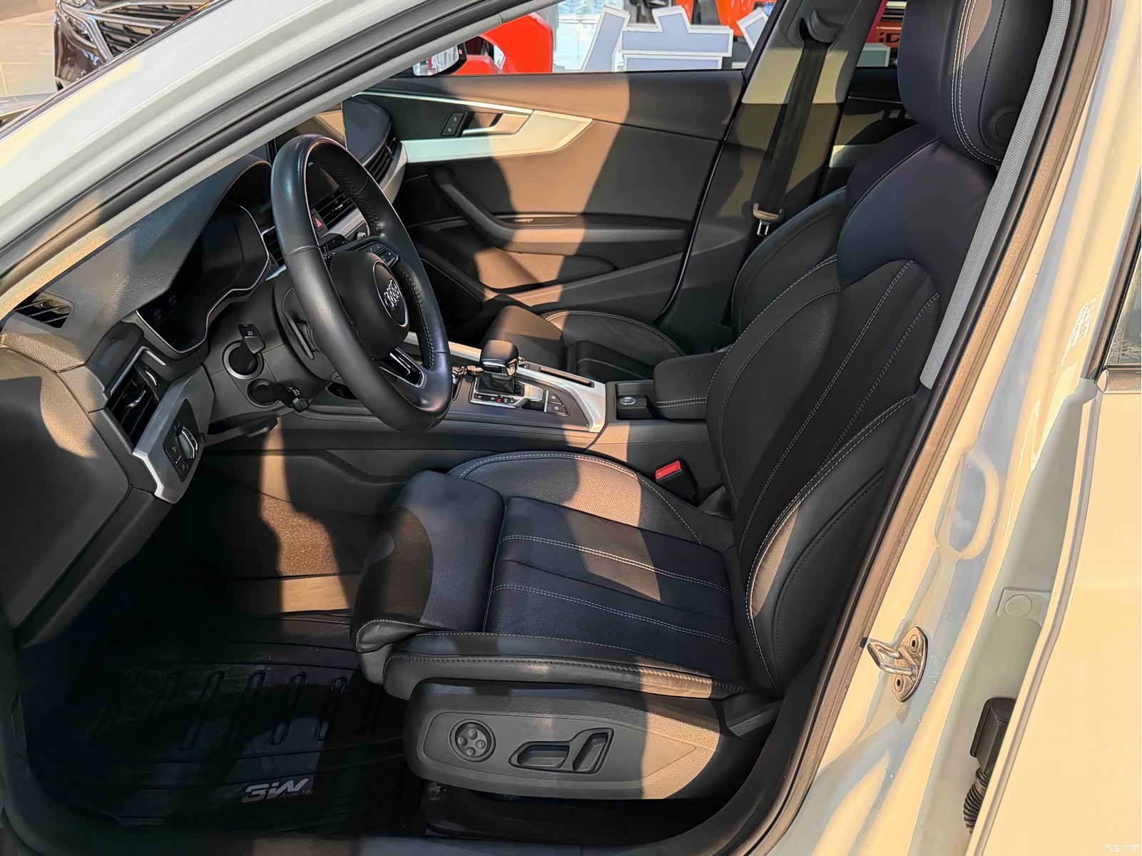 Audi A4L, 2021 4