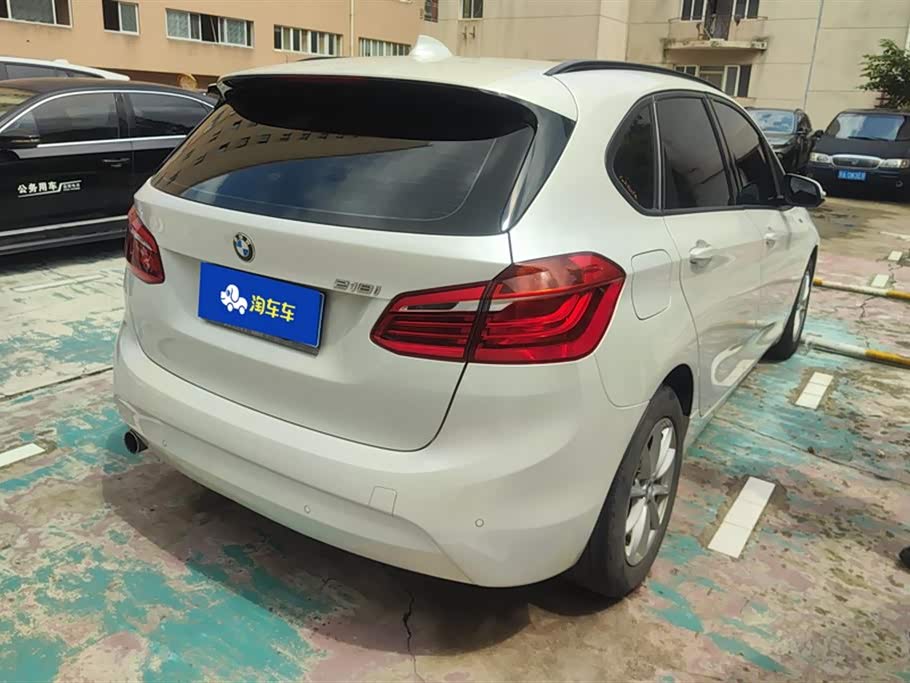 BMW 2 series station wagon