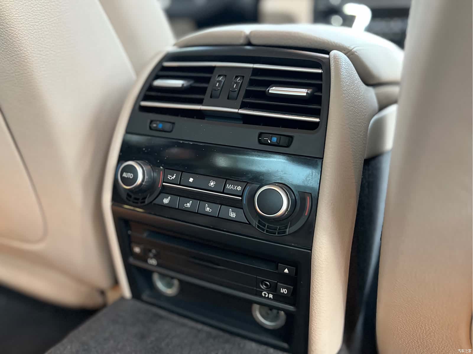 BMW 7 Series, 2013 16