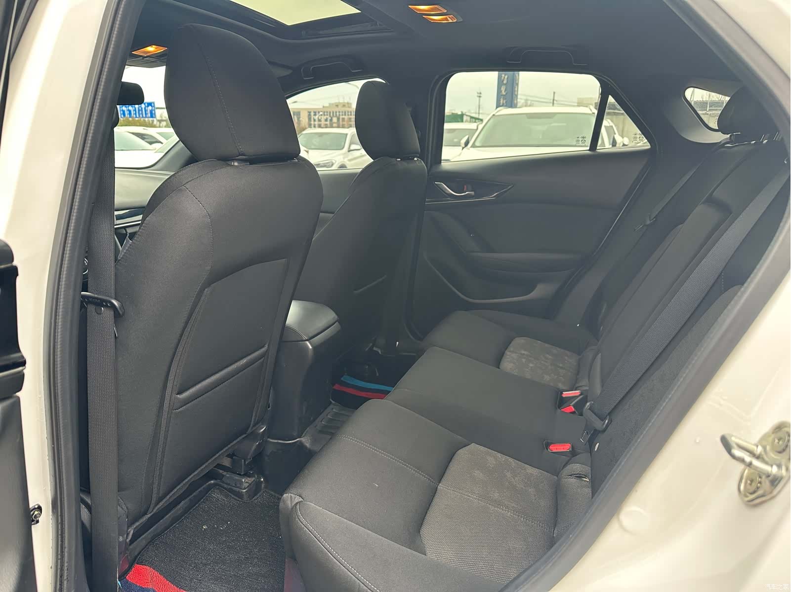 Mazda CX-4, 2023 6
