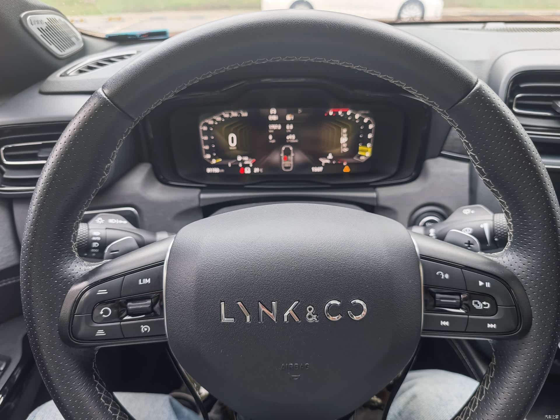 Lynk & Co 02, 2021 10