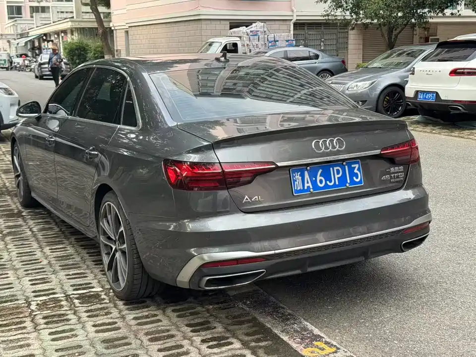 Audi A4L