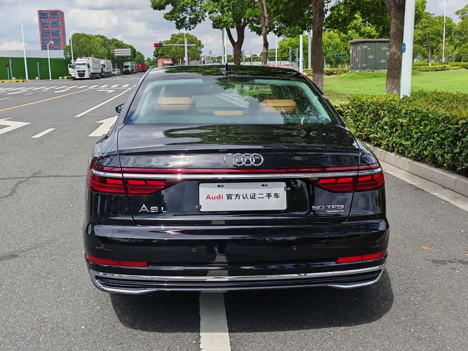 Audi A8