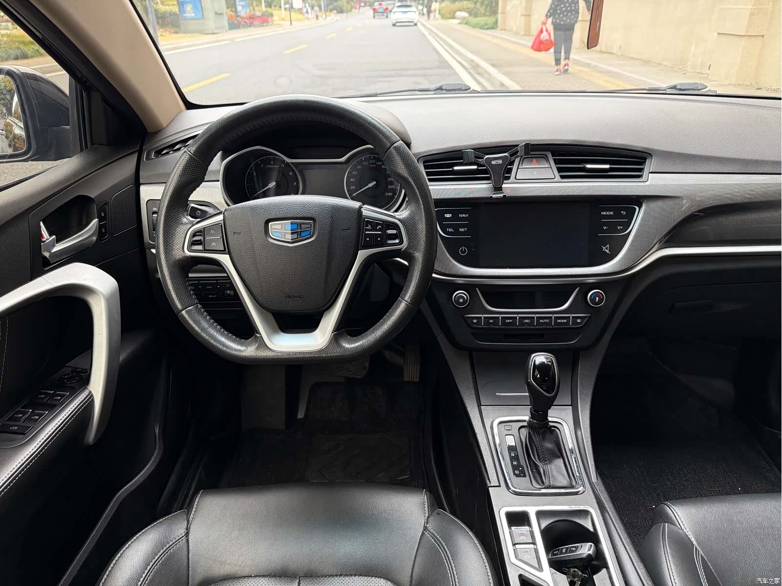 Geely Emgrand, 2018 11
