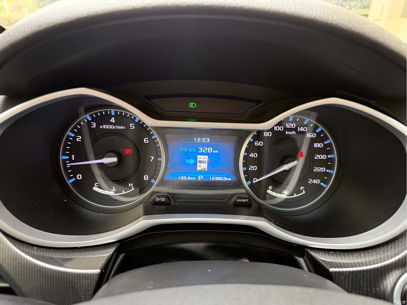 Geely Emgrand, 2018 14
