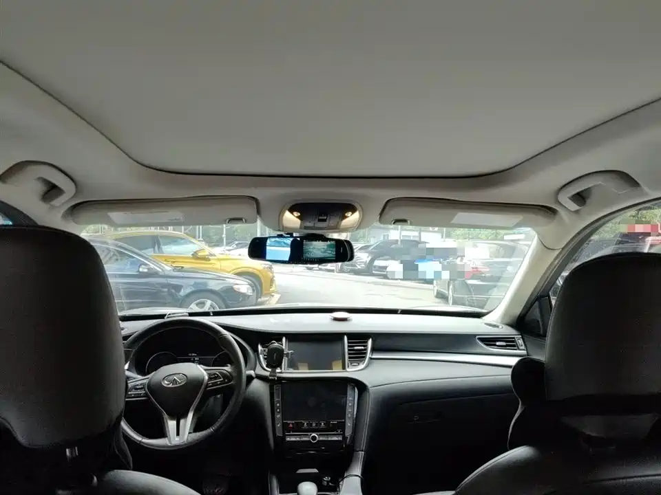Infiniti QX50