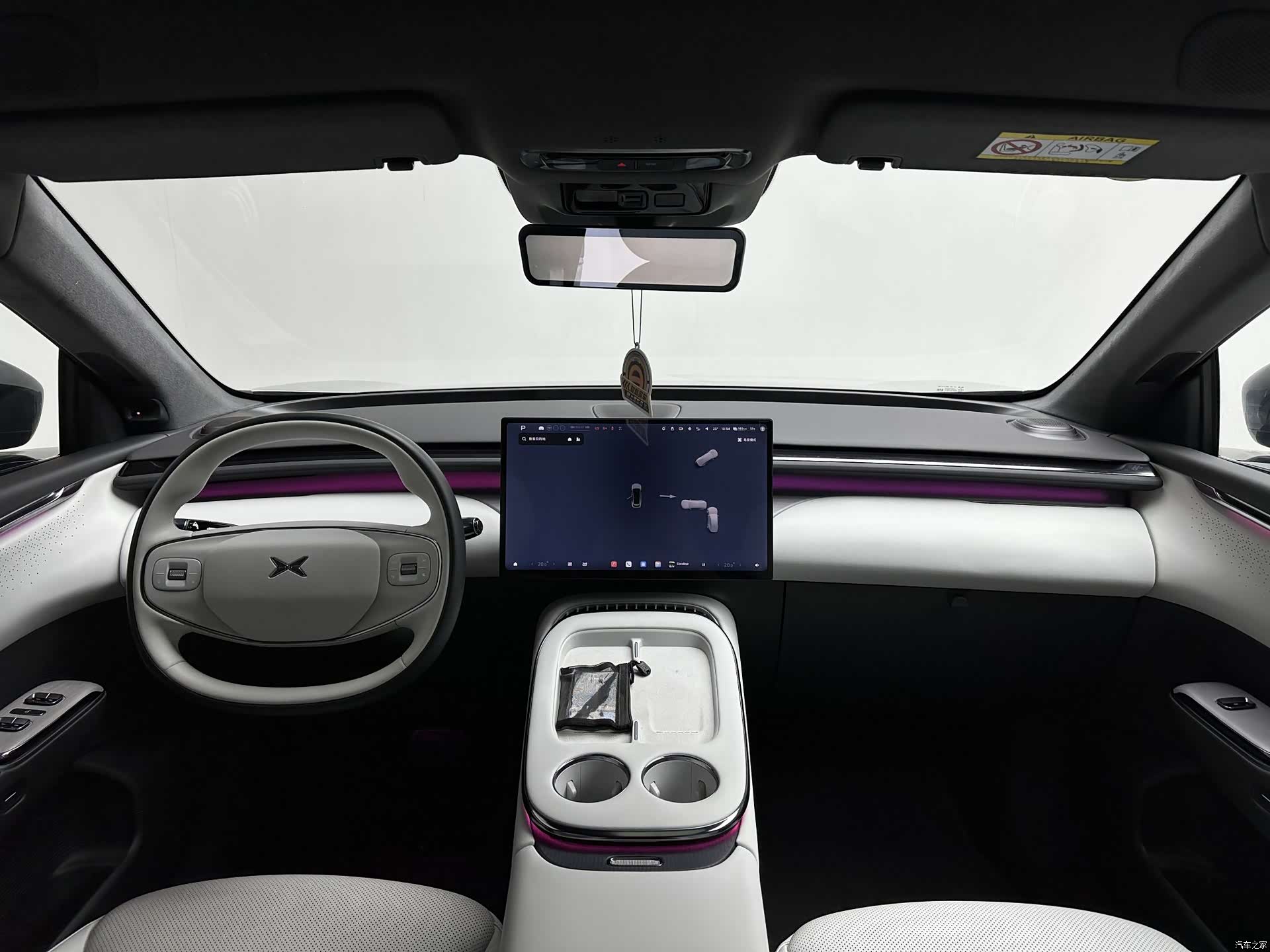 Xpeng G7, 2025 12