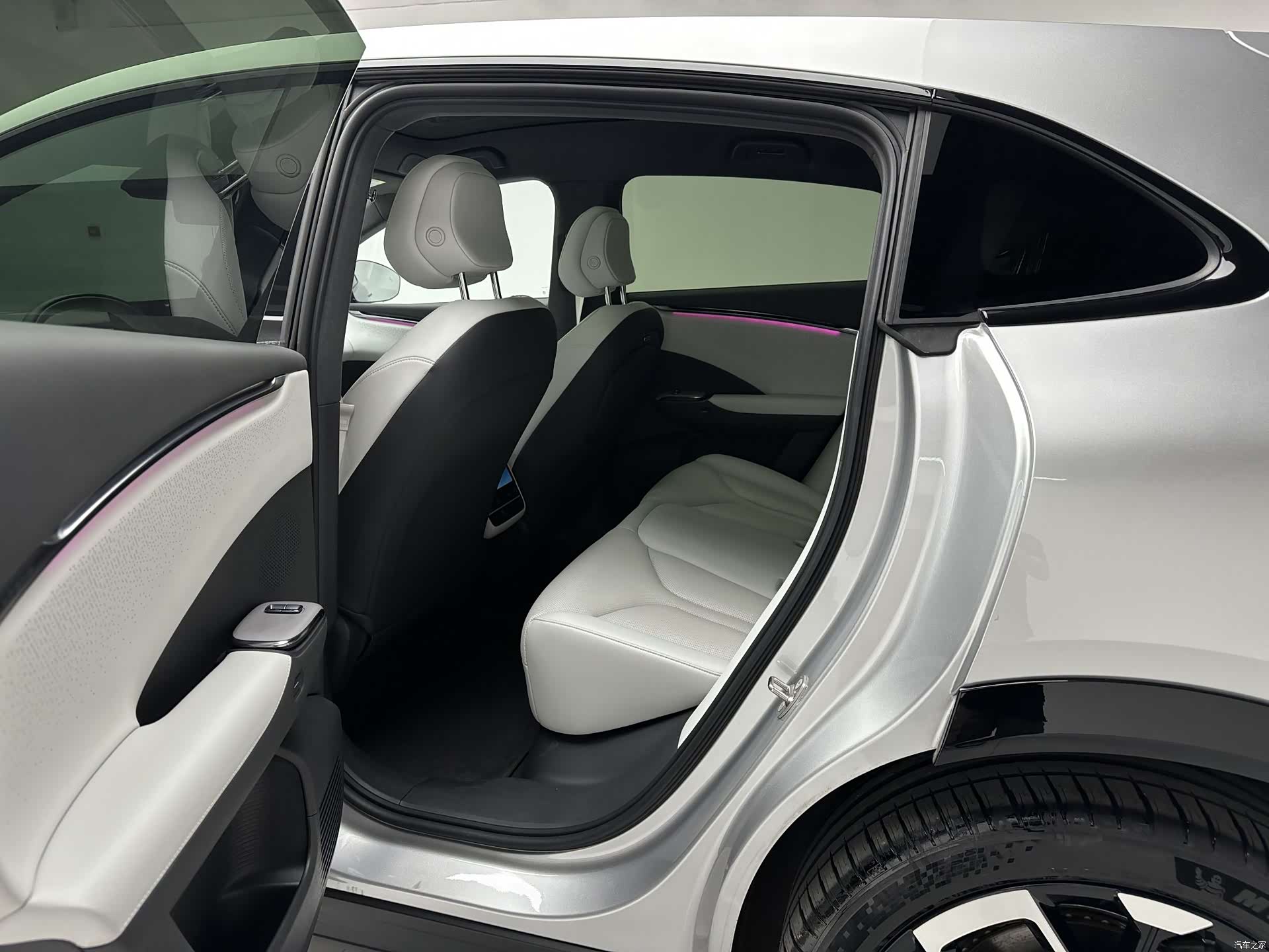 Xpeng G7, 2025 13