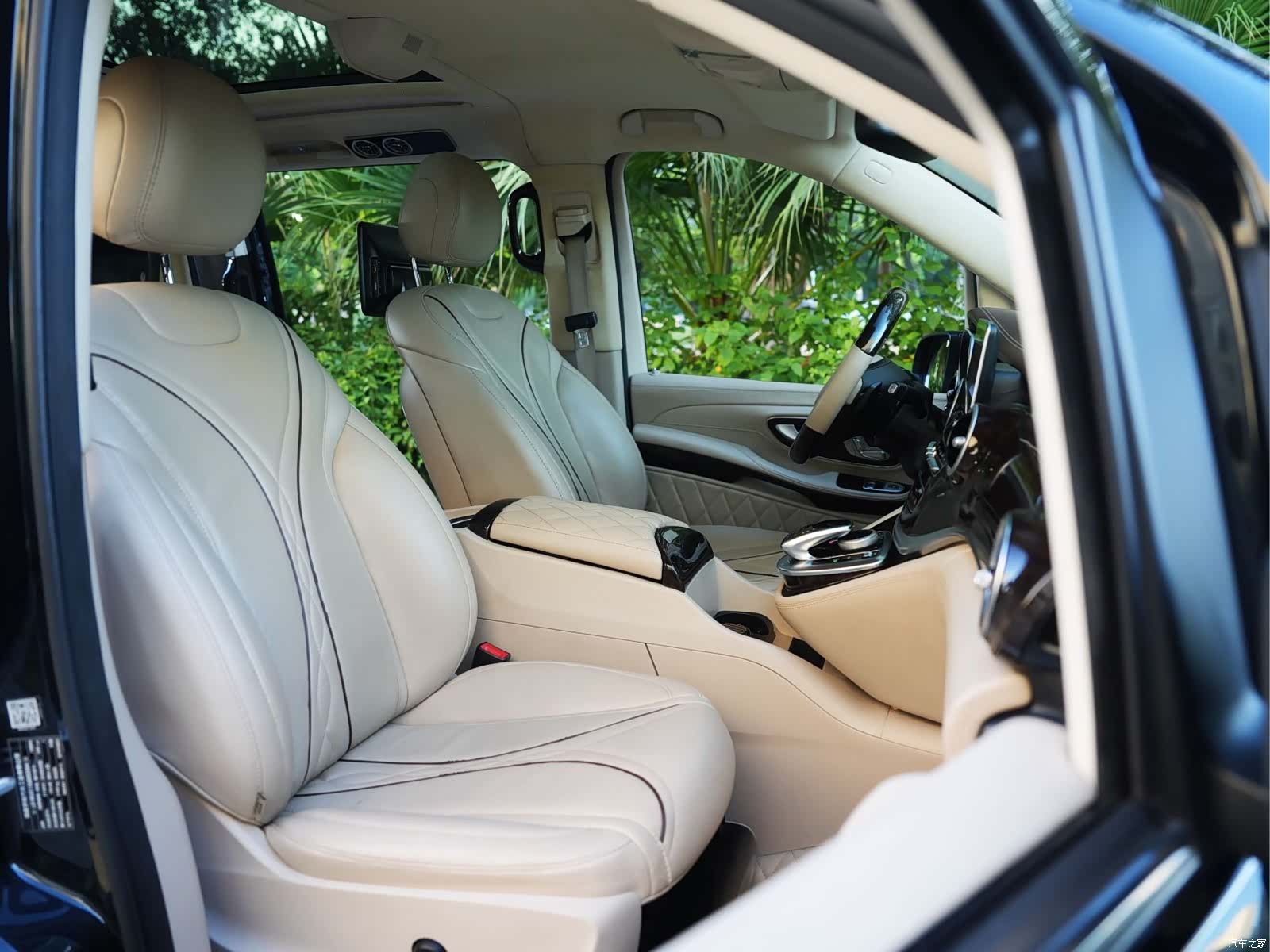 Mercedes-Benz V-Class, 2016 8