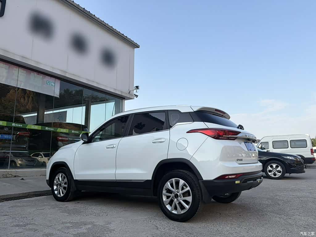 BAIC X3, 2020 все фото