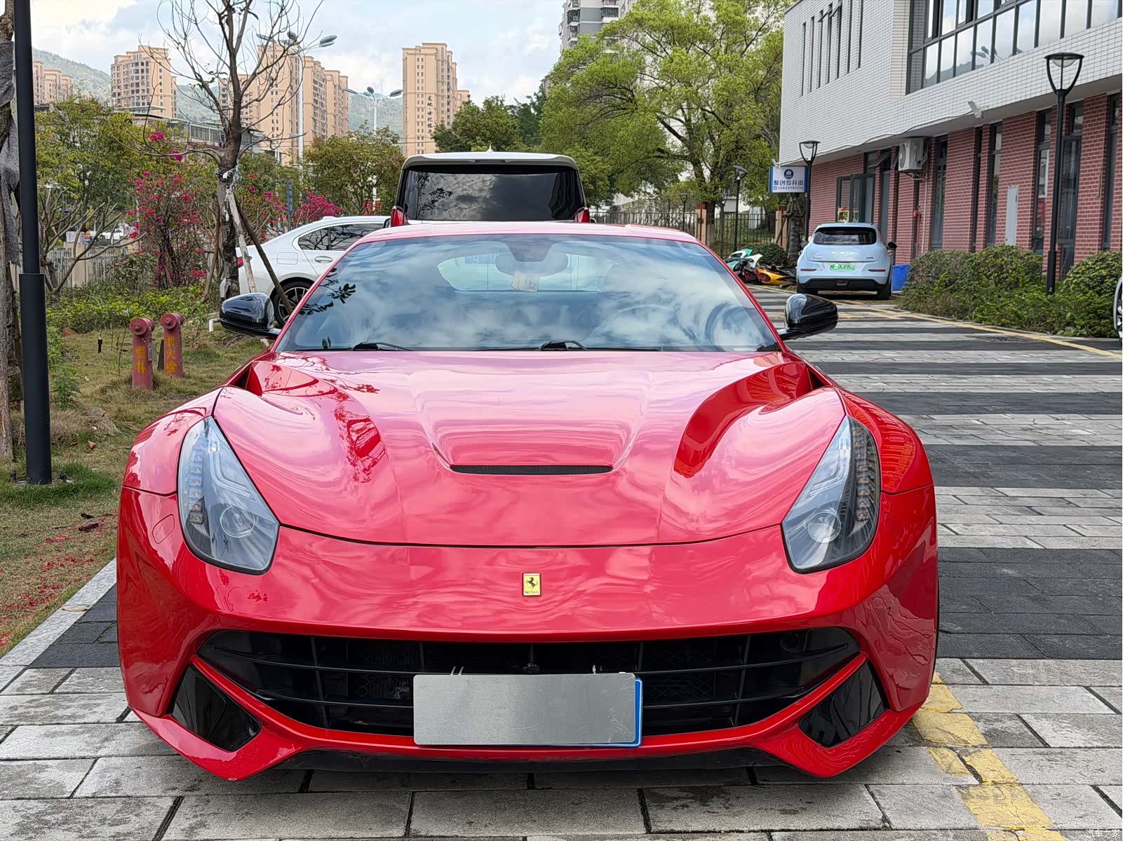 Ferrari F12ber