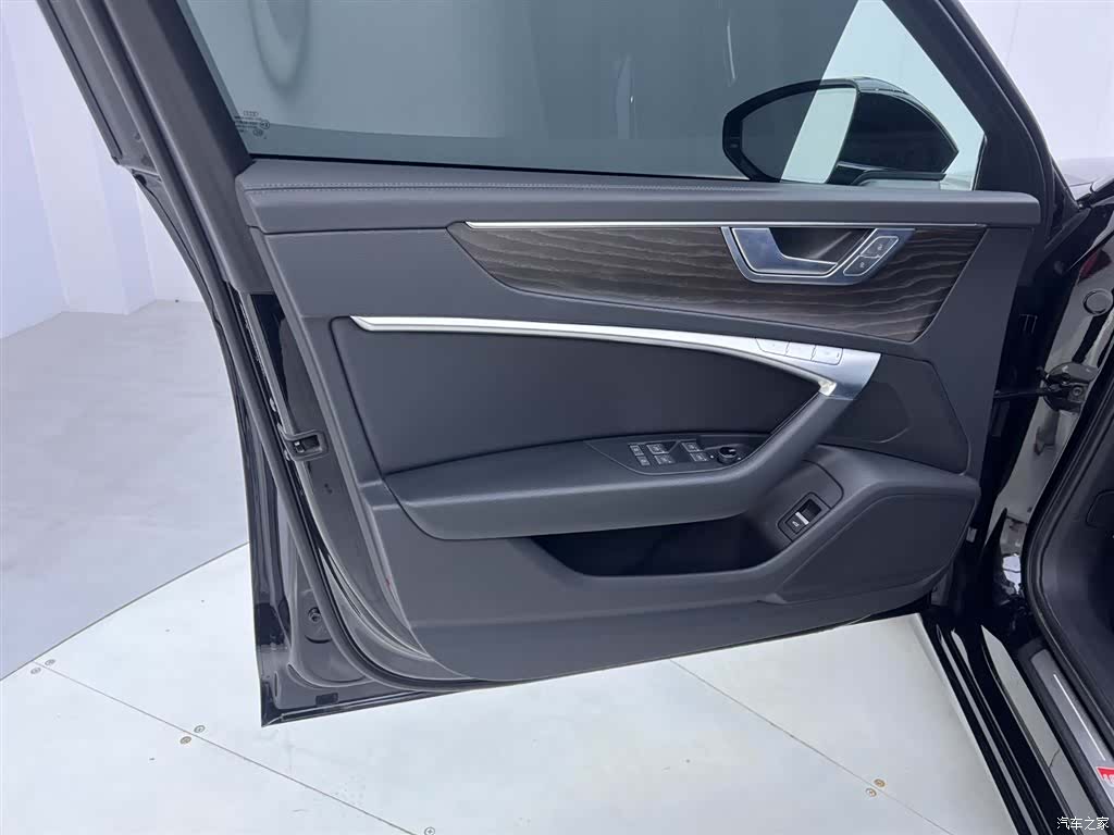 Audi A6L, 2025 16