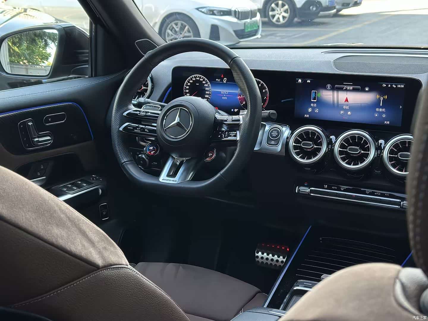 Mercedes-Benz GLB, 2025 13