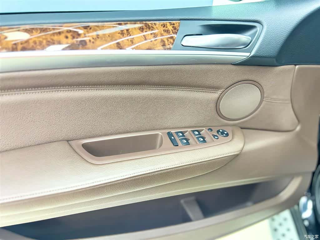 BMW X5, 2013 9