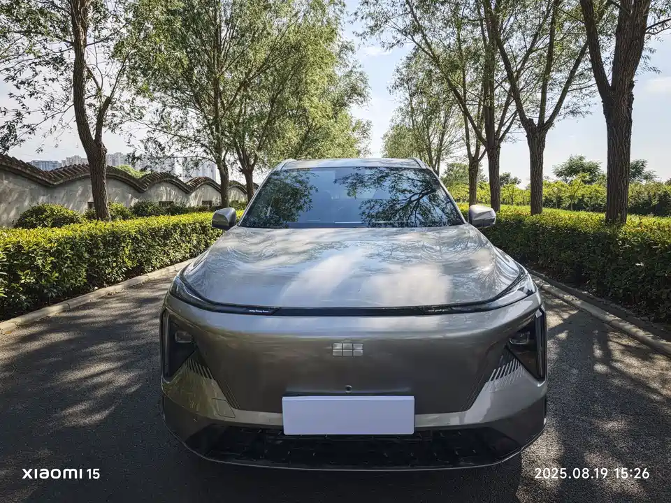 Geely Galaxy Galaxy L7