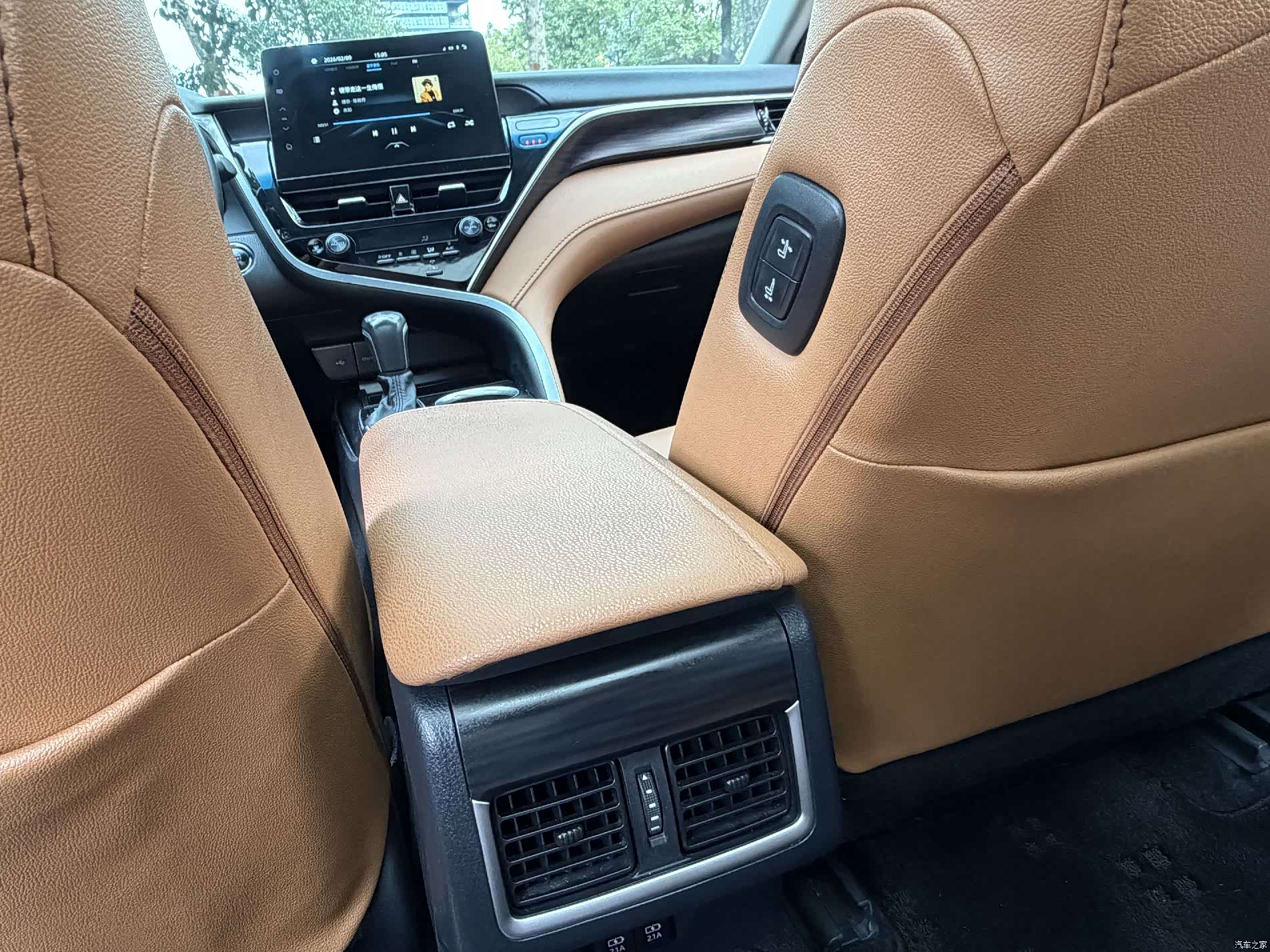 Toyota Camry, 2022 19
