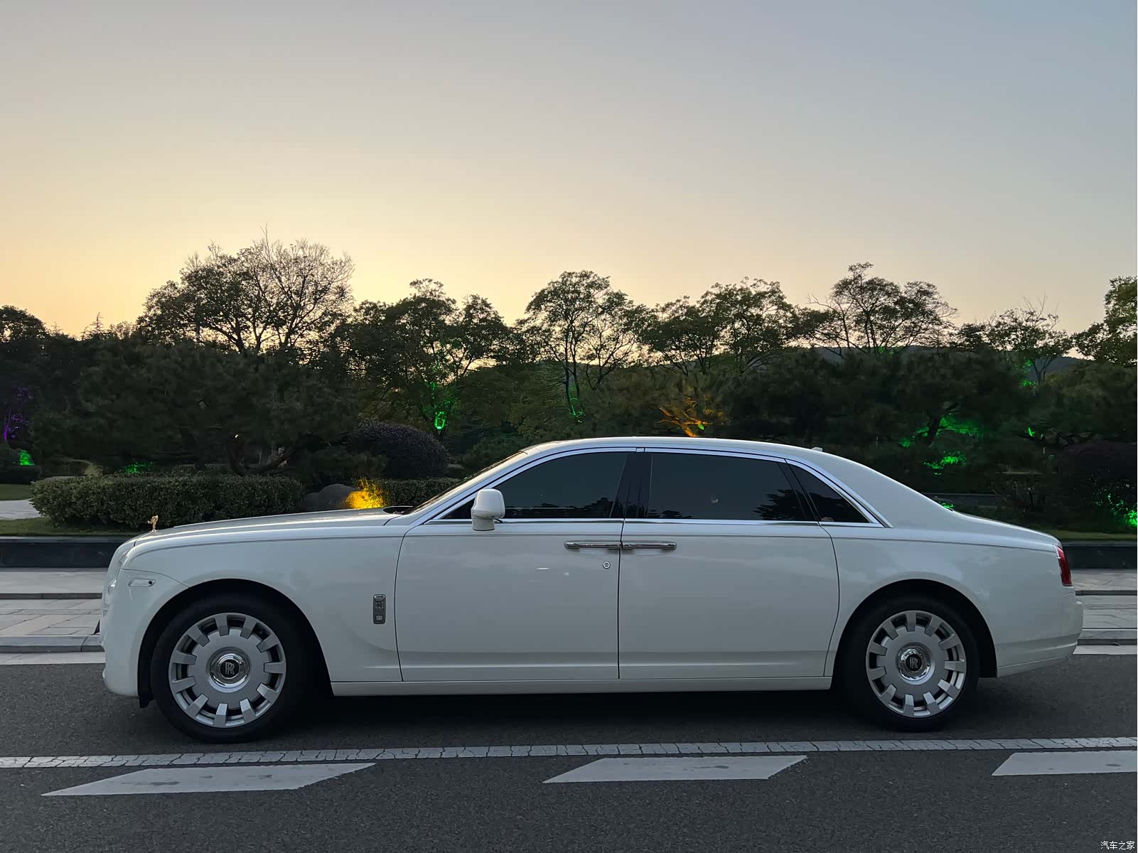 Rolls-Royce Ghost, 2016 4
