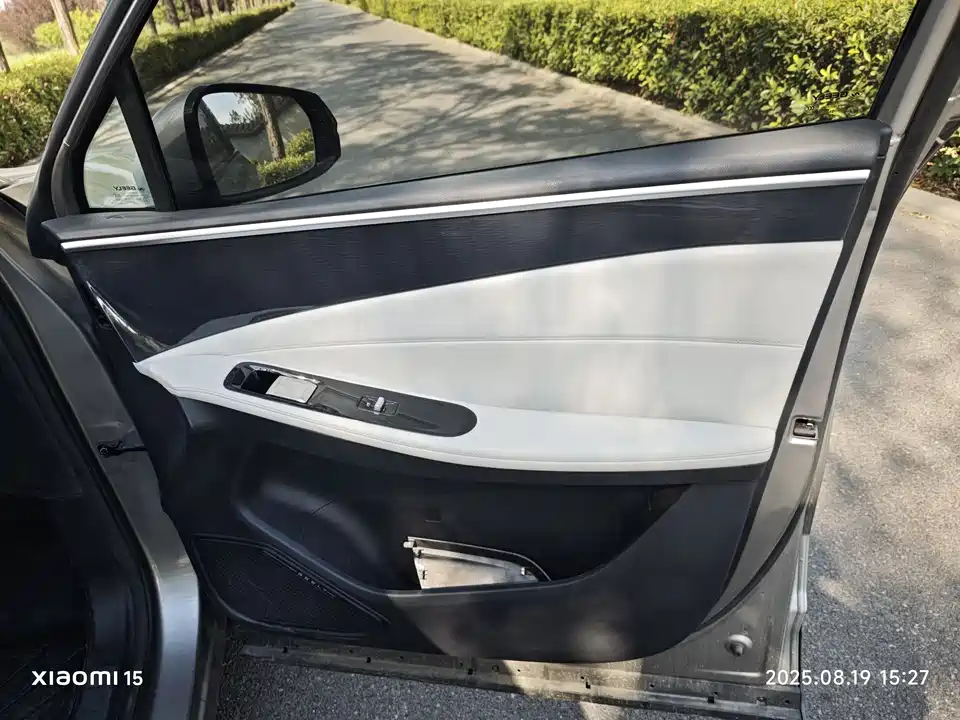 Geely Galaxy Galaxy L7