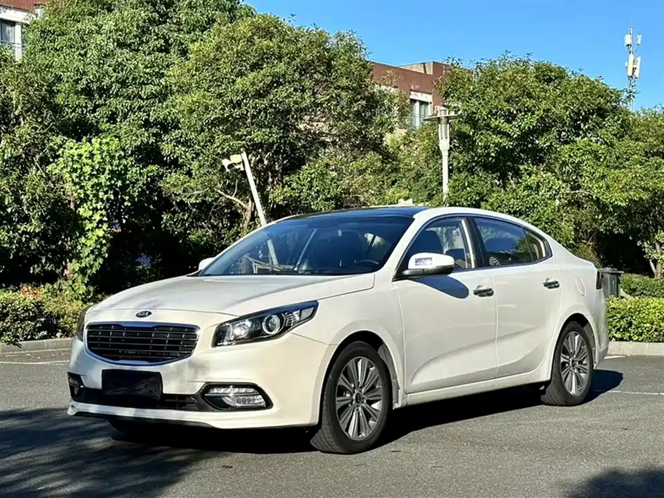 Kia K4