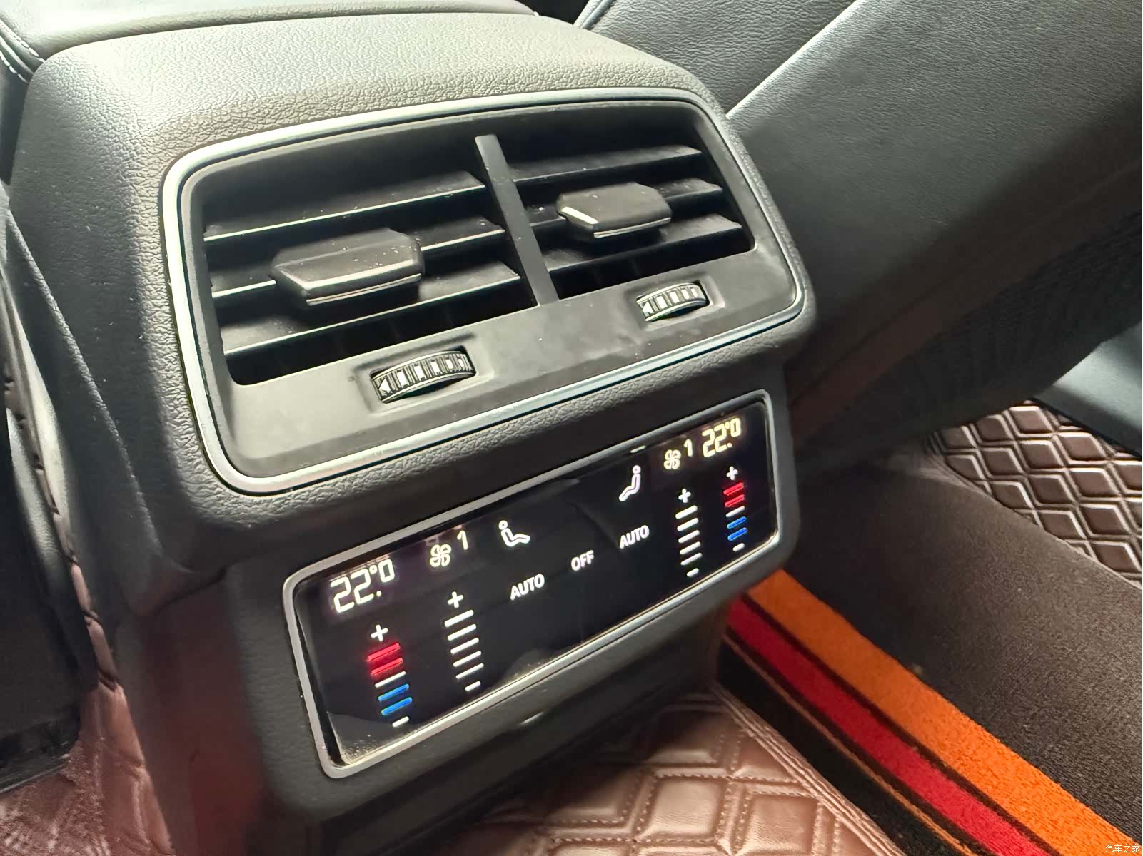 Audi A6L, 2020 8