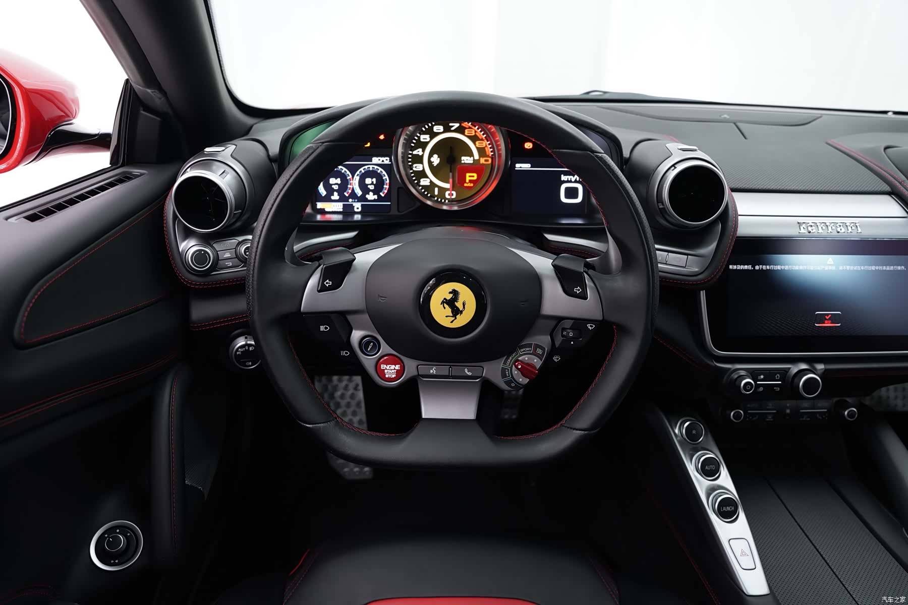 Ferrari GTC4Lus, 2019 10