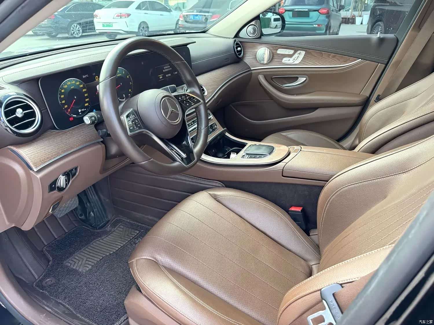 Mercedes-Benz E-Class, 2021 3