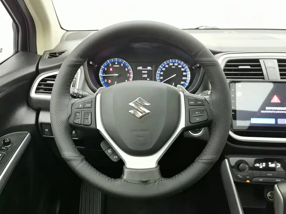 Suzuki Fengyu