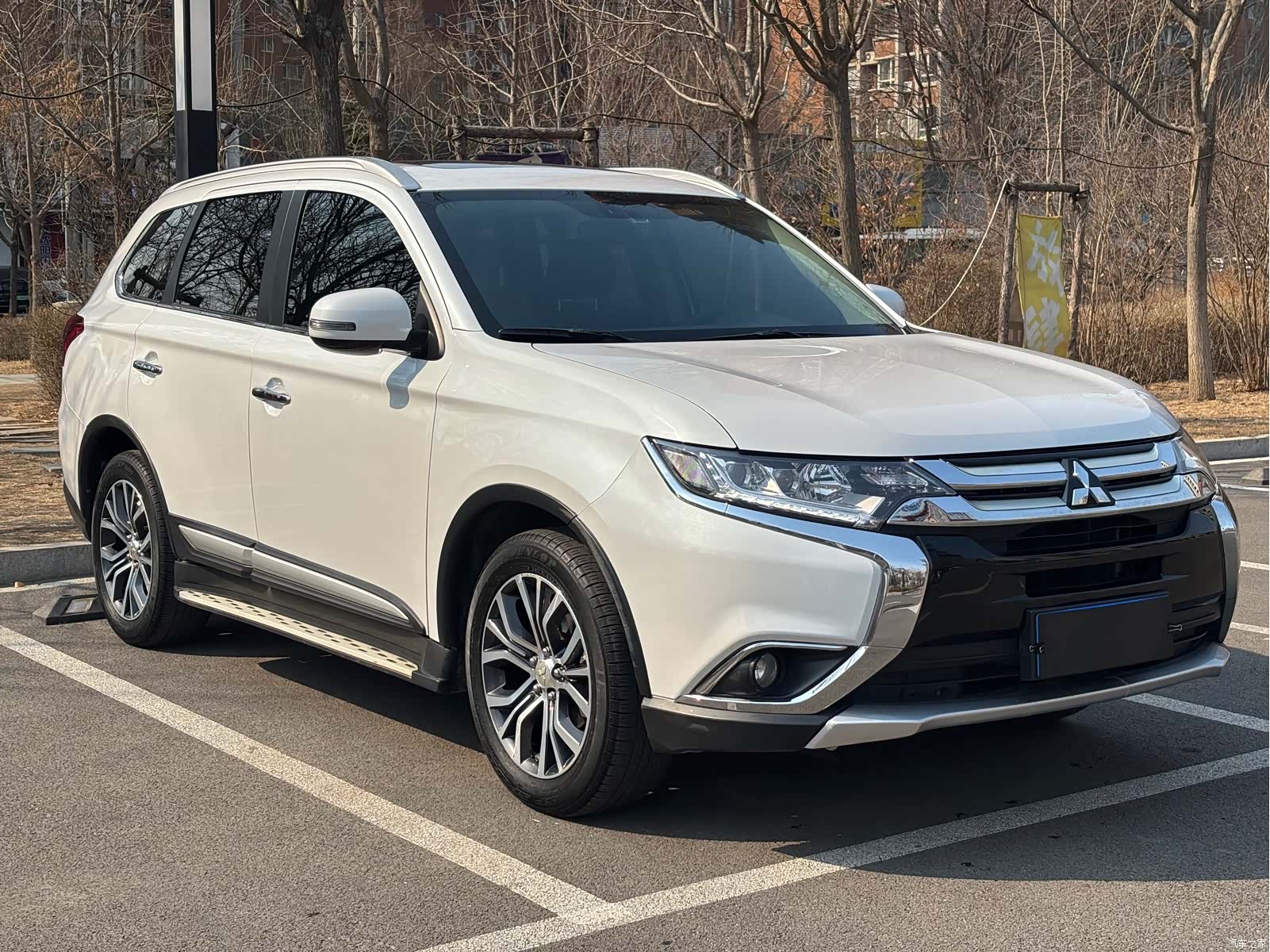 Mitsubishi Outlander, 2018 3