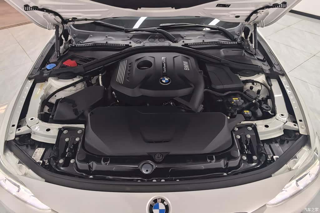 BMW 3 Series, 2019 10