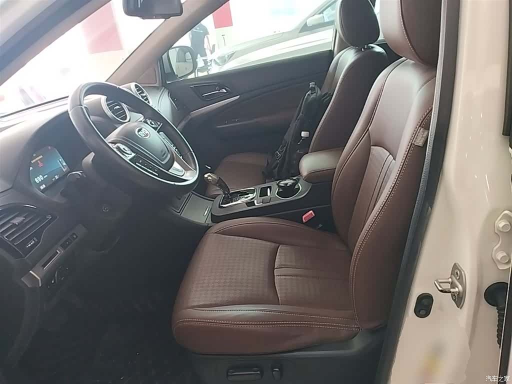 BYD S7, 2015 14