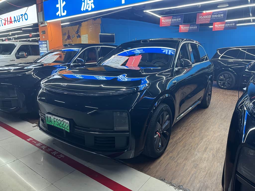 Li Auto L8