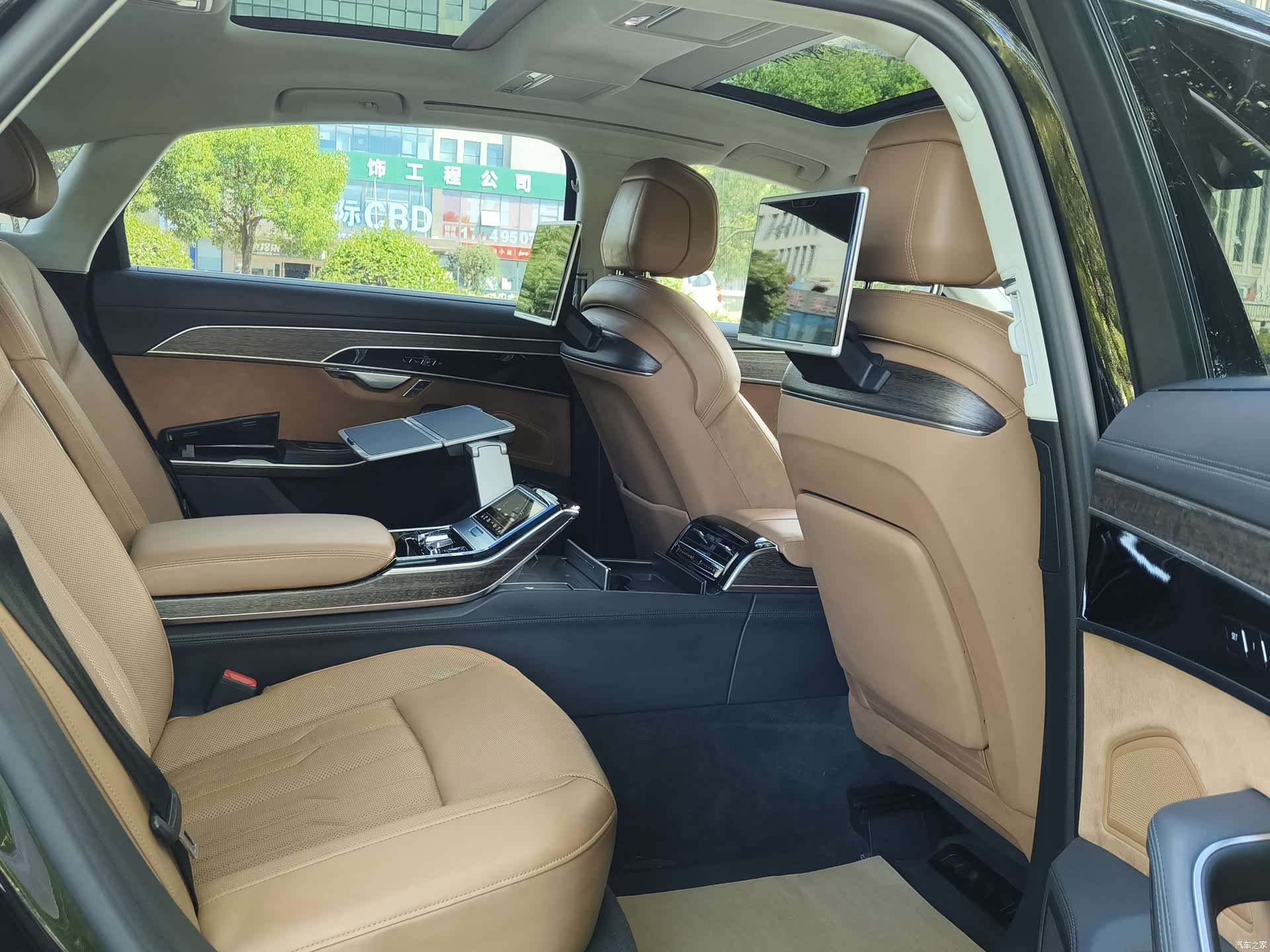 Audi A8L, 2020 все фото
