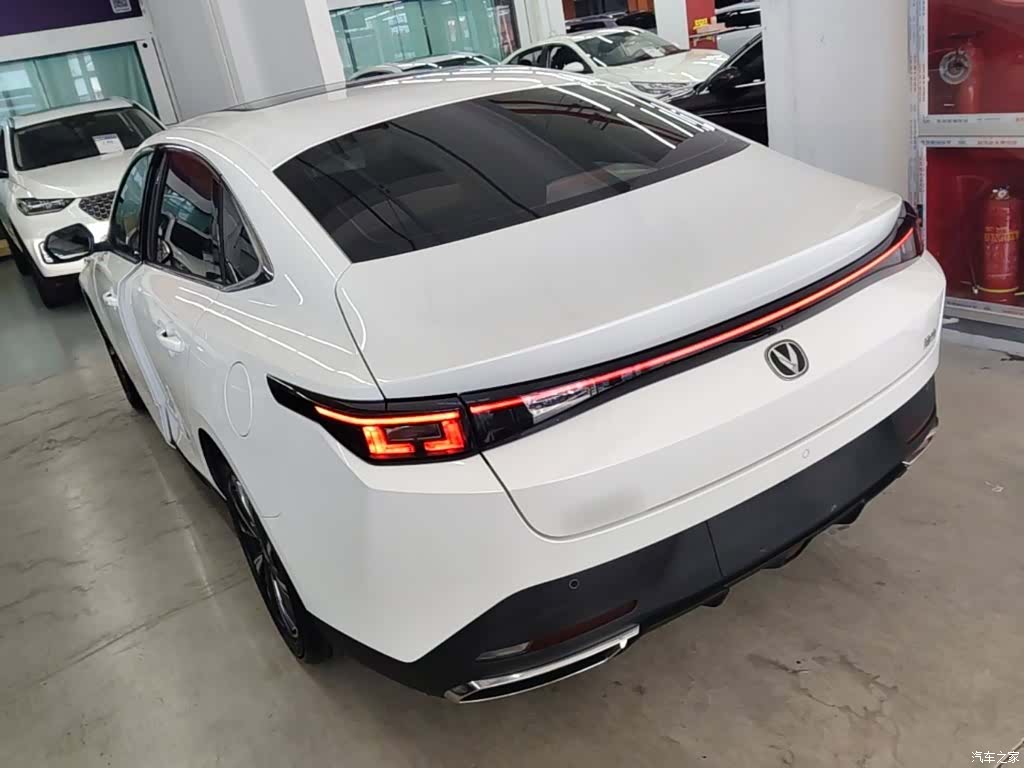 Changan Eado, 2025 все фото