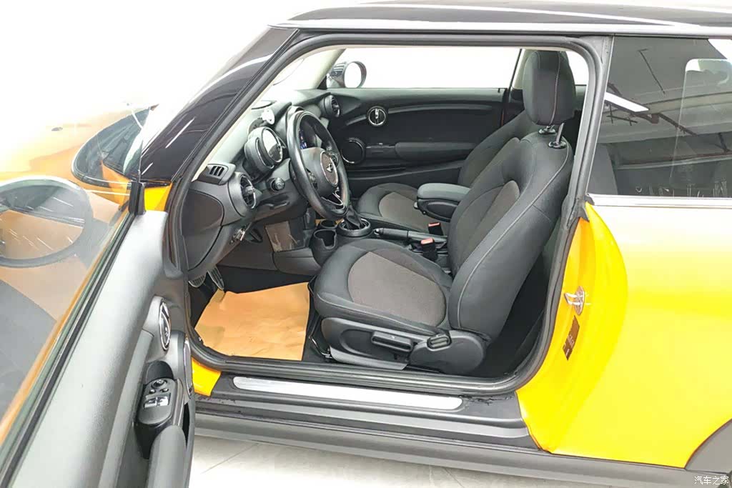 Mini ONE, 2017 9