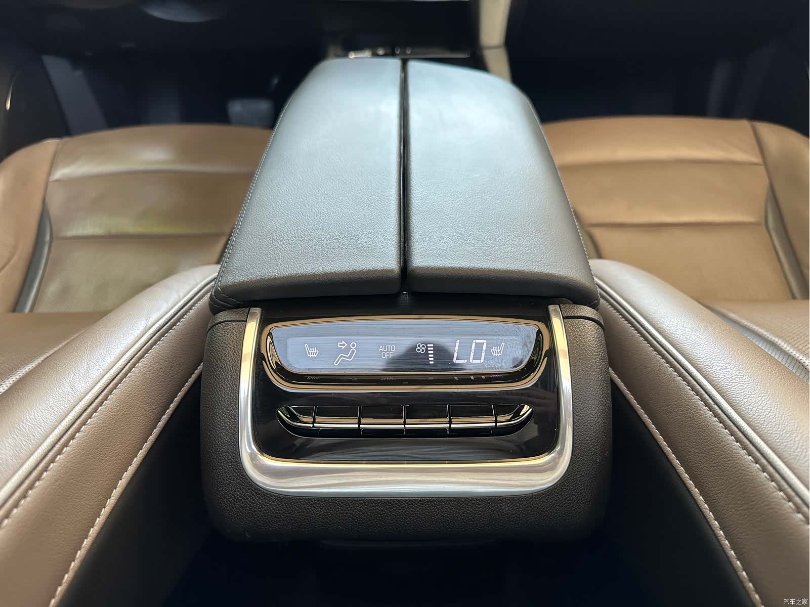 Buick Enclave, 2020 21