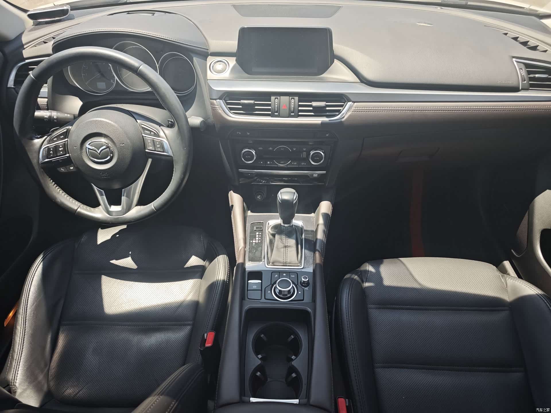 Mazda Atenza, 2017 12