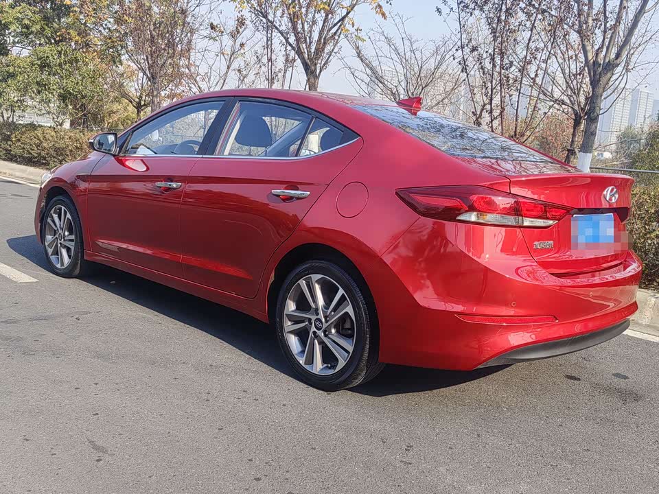 Hyundai Lead
