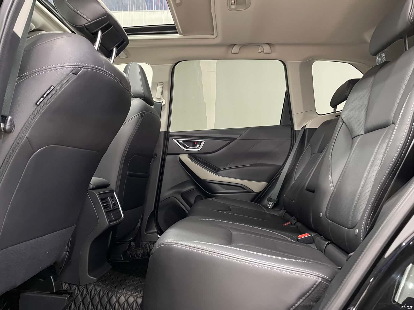 Subaru Forester, 2023 10