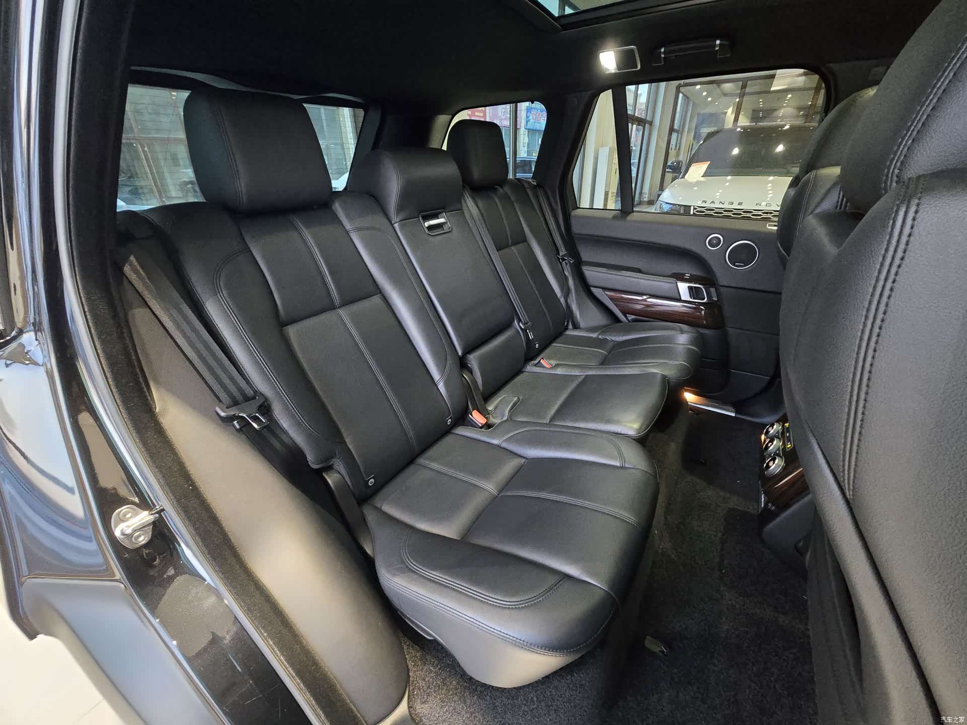 Land Rover Range Rover, 2018 15