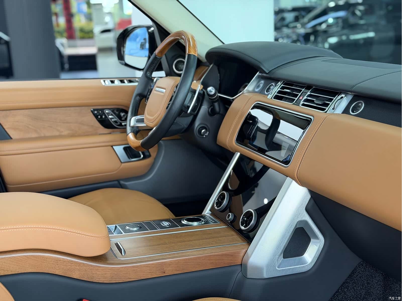 Land Rover Range Rover, 2020 16
