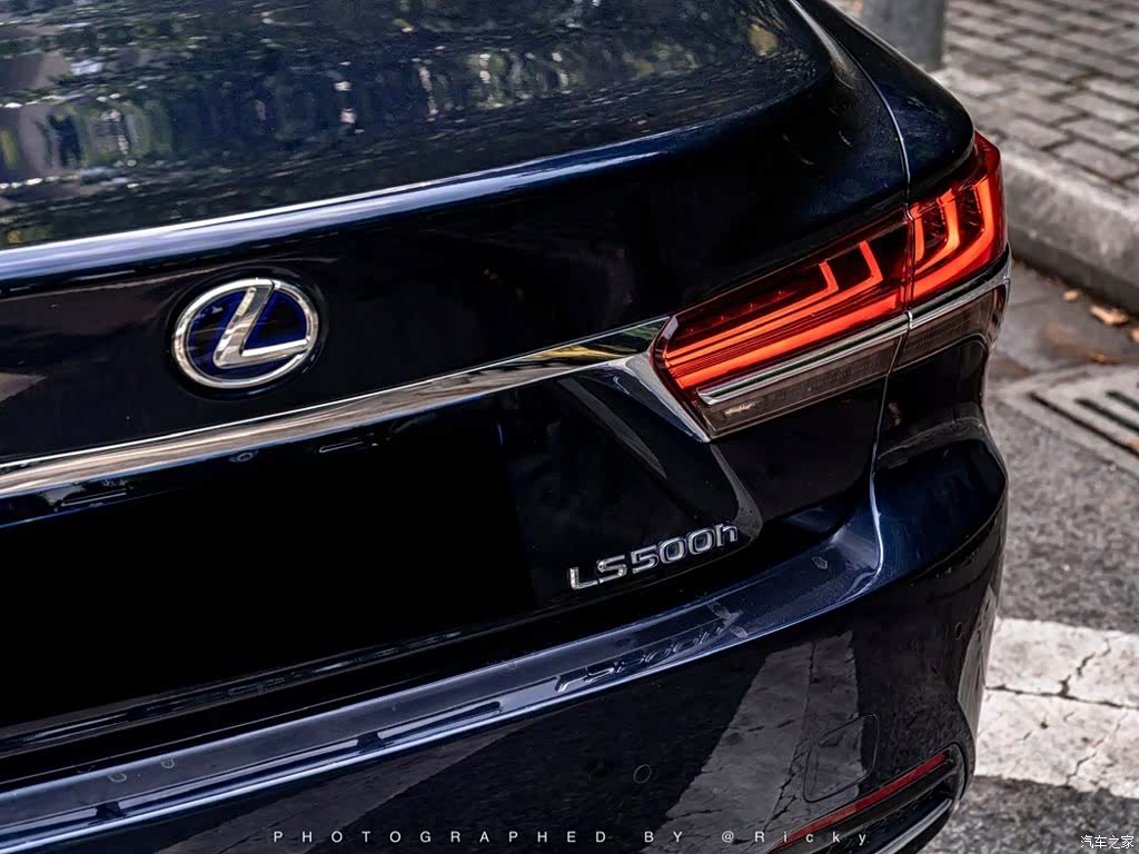 Lexus LS, 2018 15