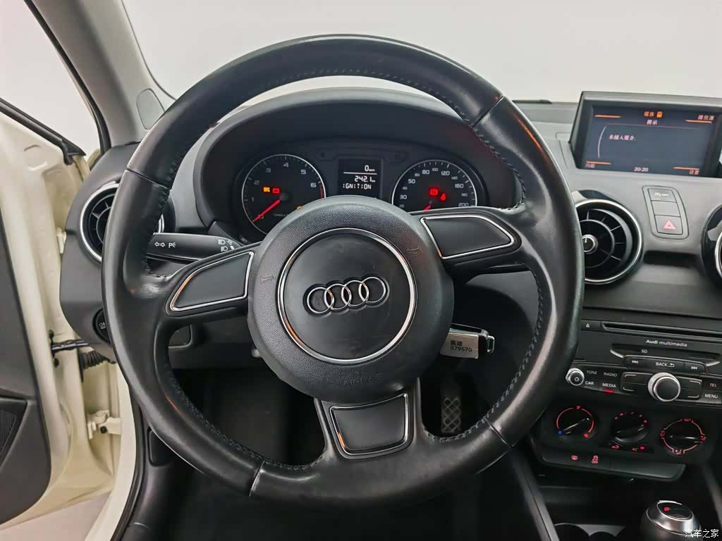 Audi A1, 2013 11