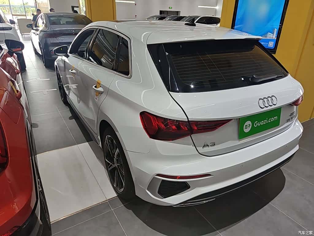Audi A3, 2022 все фото