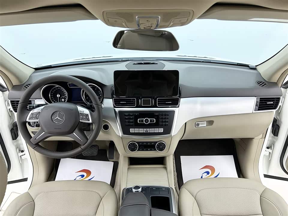 Mercedes-Benz M class