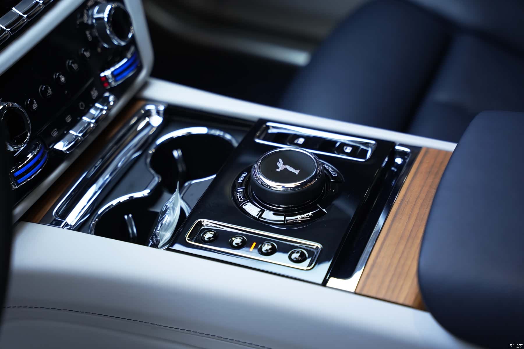 Rolls-Royce Ghost, 2021 8