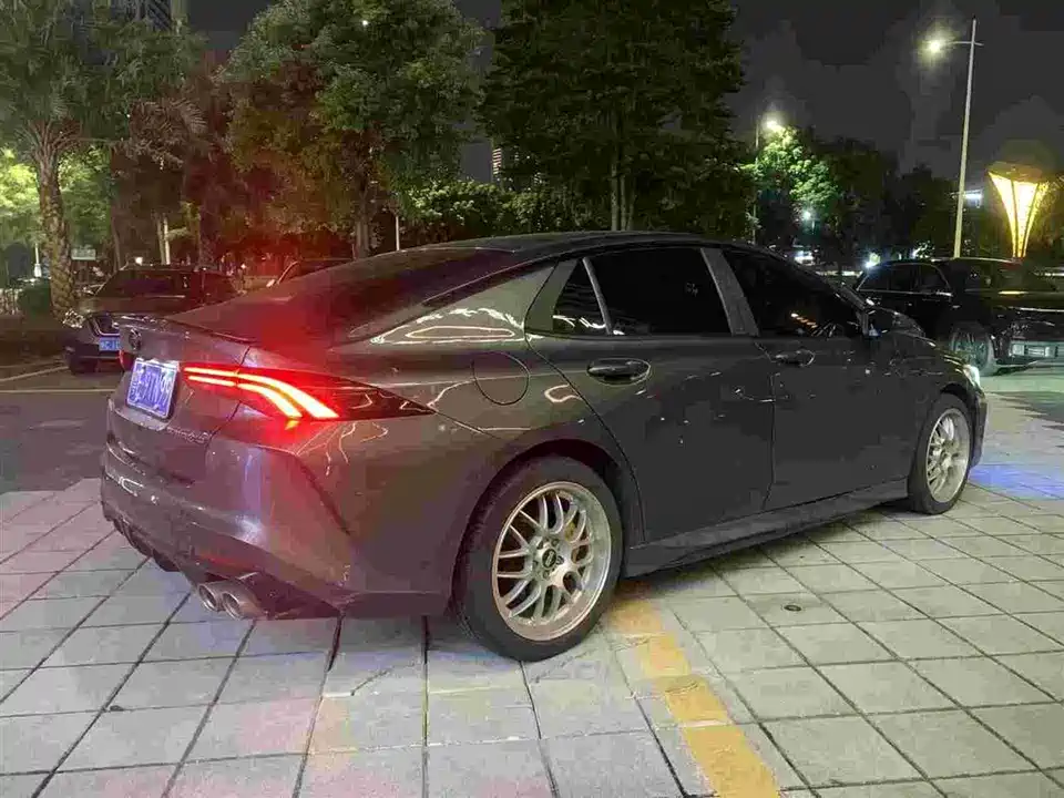 Trumpchi Shadow Leopard