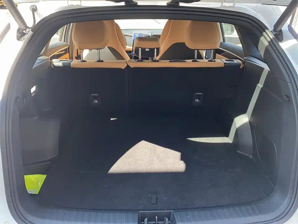 Geely Galaxy Galaxy L7