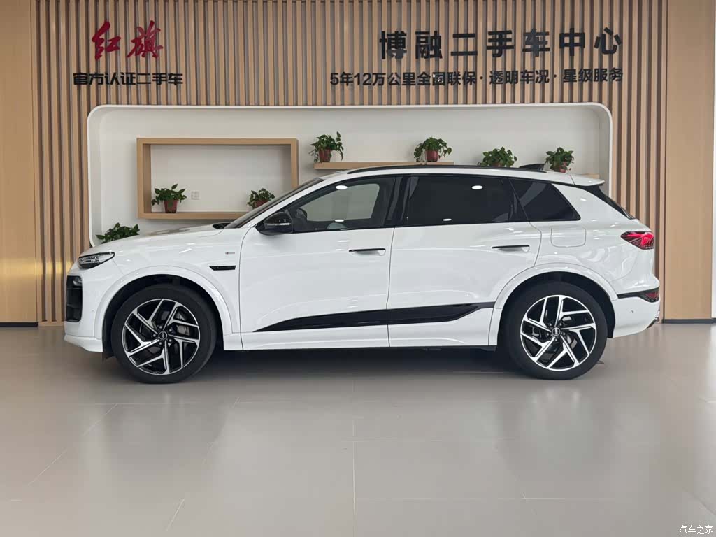 Audi e-tron, 2025 3