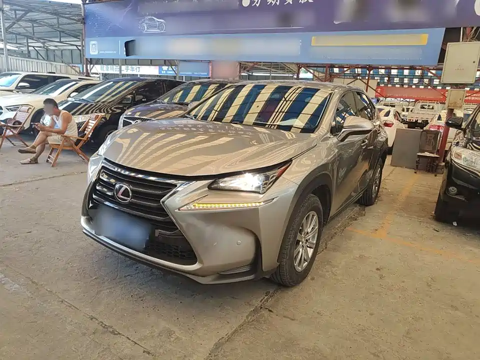 Lexus NX