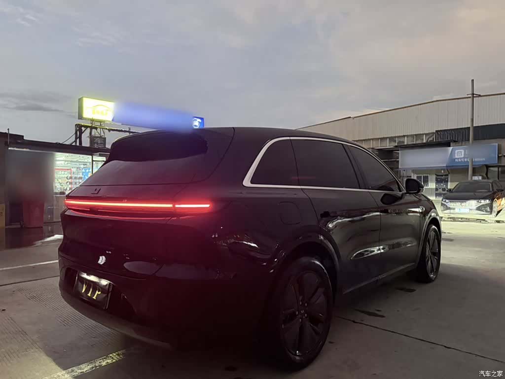 Li Auto L6, 2024 7